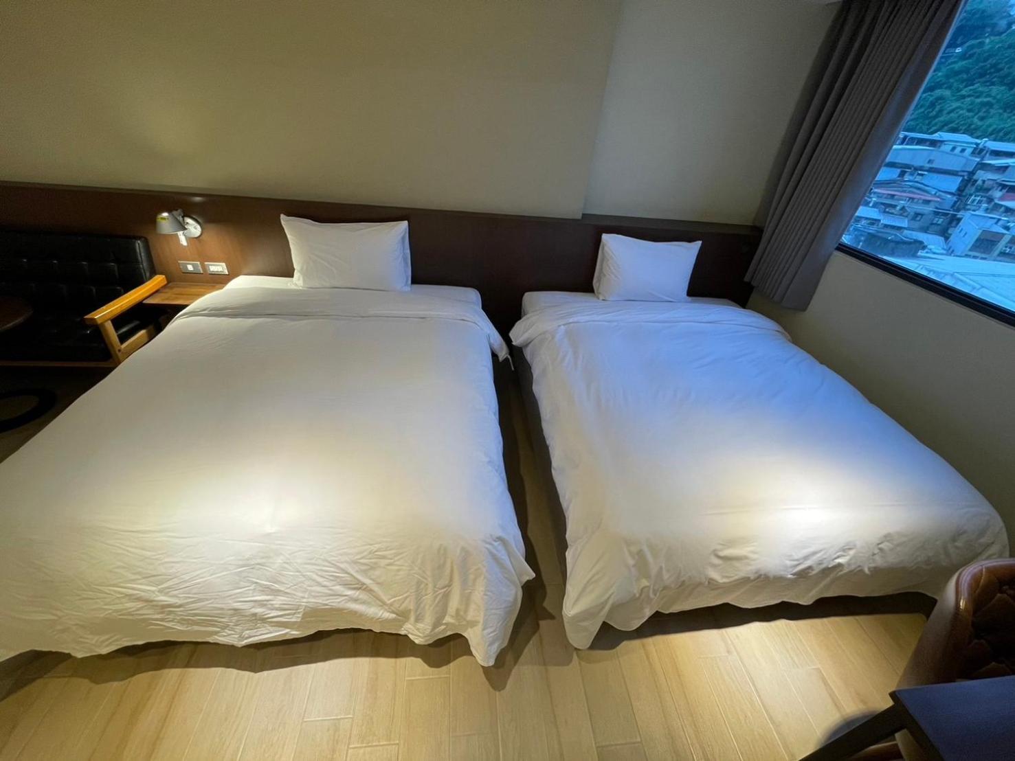 Dahua Hotel Кийлунг Екстериор снимка