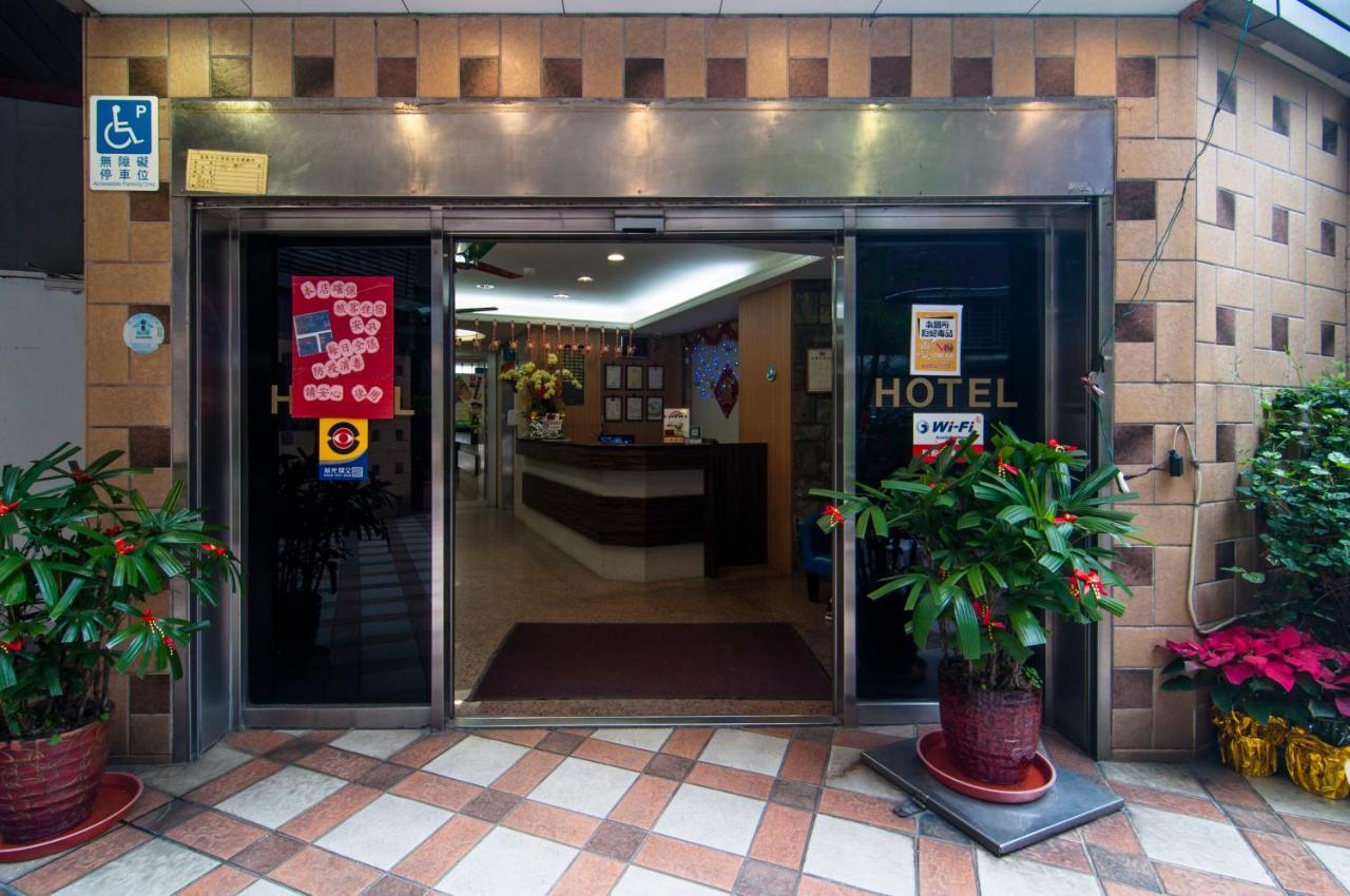 Dahua Hotel Кийлунг Екстериор снимка