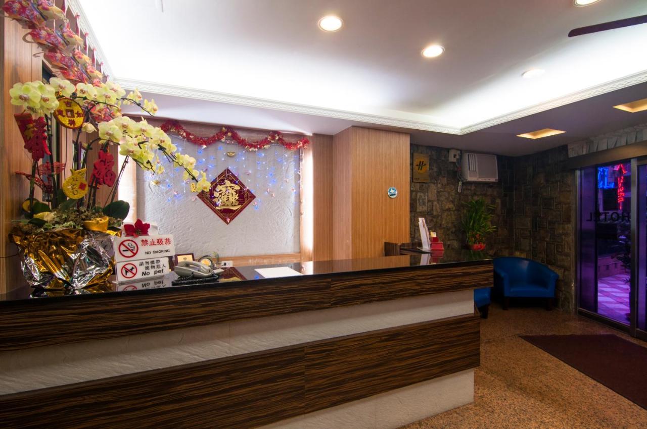 Dahua Hotel Кийлунг Екстериор снимка